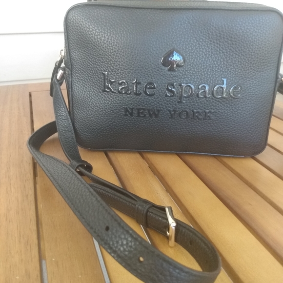 kate spade Handbags - Kate Spade Camera Cross Body Bag